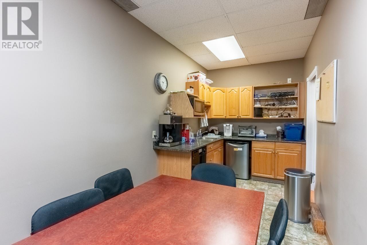 207-310 Nicola Street, Kamloops, British Columbia   - Photo 17 - 181006