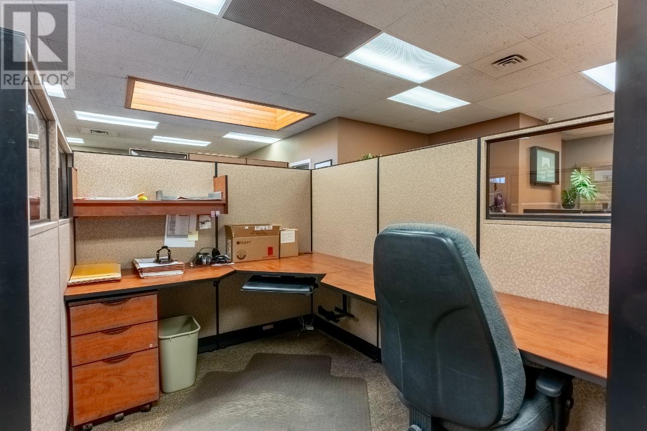 207-310 Nicola Street, Kamloops, British Columbia   - Photo 23 - 181006