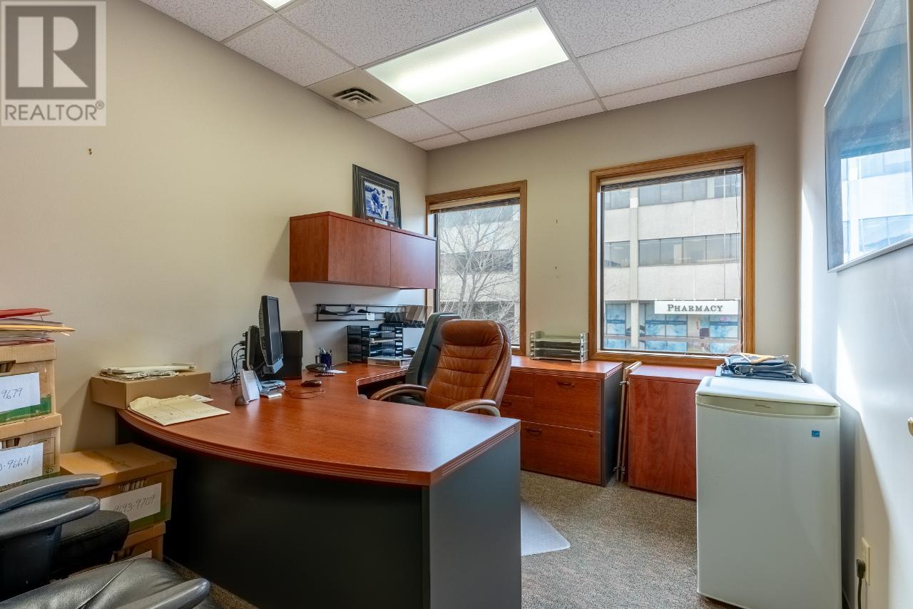 207-310 Nicola Street, Kamloops, British Columbia   - Photo 26 - 181006