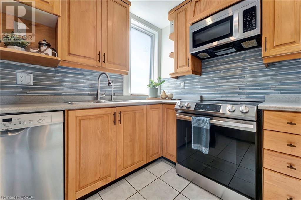 68 Richmond Street, Brantford, Ontario  N3T 3Y5 - Photo 15 - 40649844