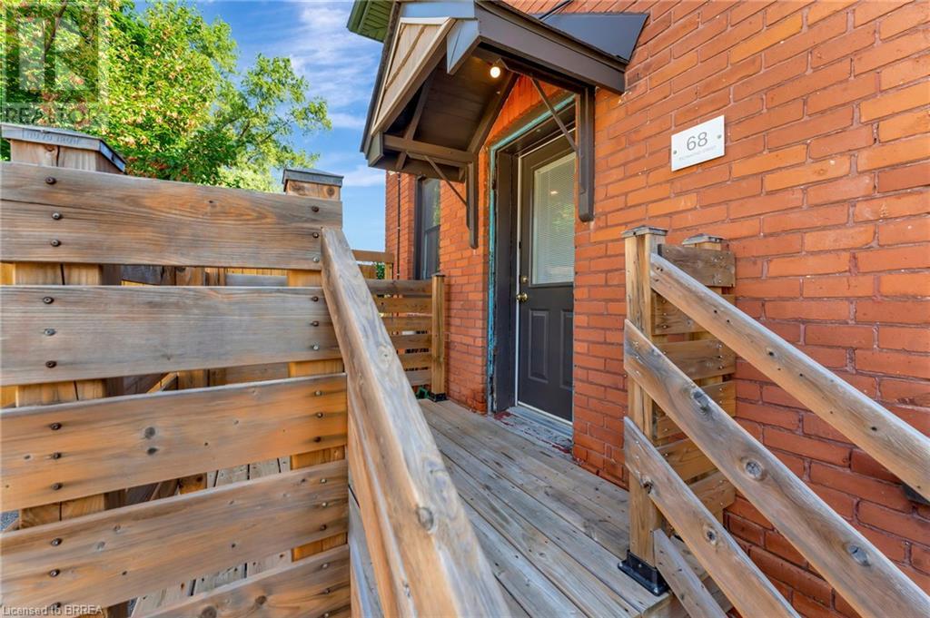 68 Richmond Street, Brantford, Ontario  N3T 3Y5 - Photo 5 - 40649844