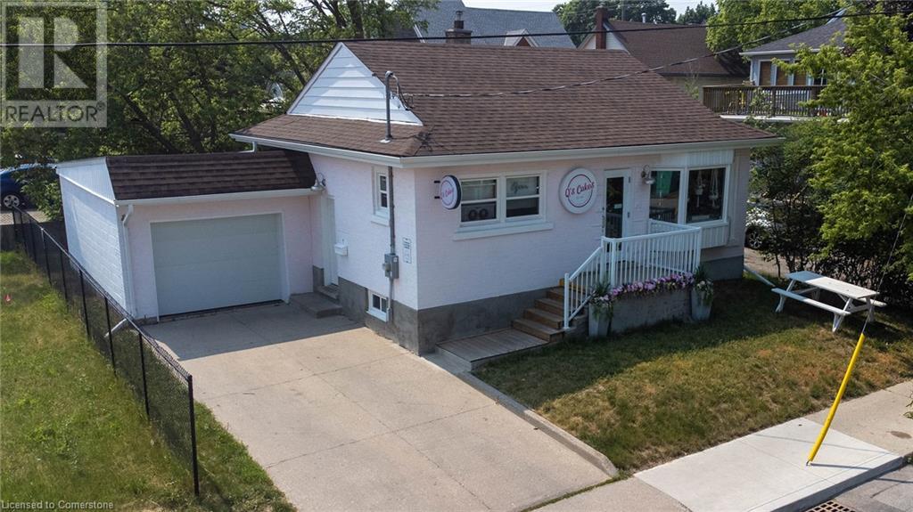 7 Peppler Street, Waterloo, Ontario  N2J 3C2 - Photo 4 - 40649476