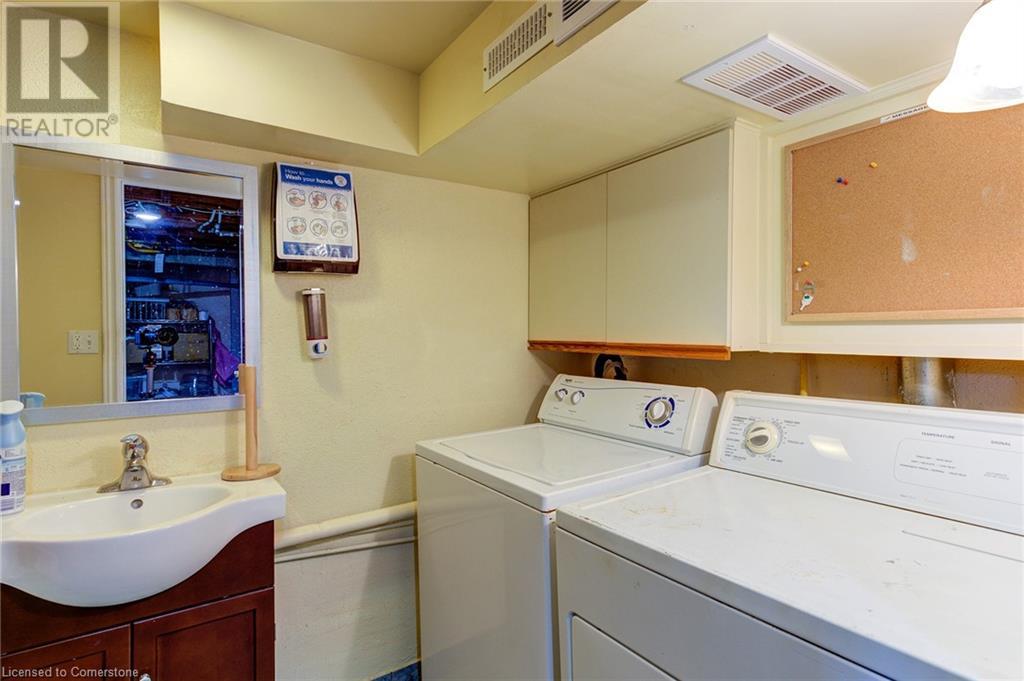 7 Peppler Street, Waterloo, Ontario  N2J 3C2 - Photo 28 - 40649476