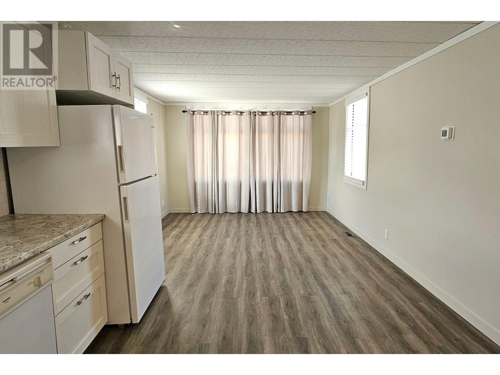 11p-11 Pluto Drive, Kamloops, British Columbia  V2B 1A6 - Photo 5 - 181010