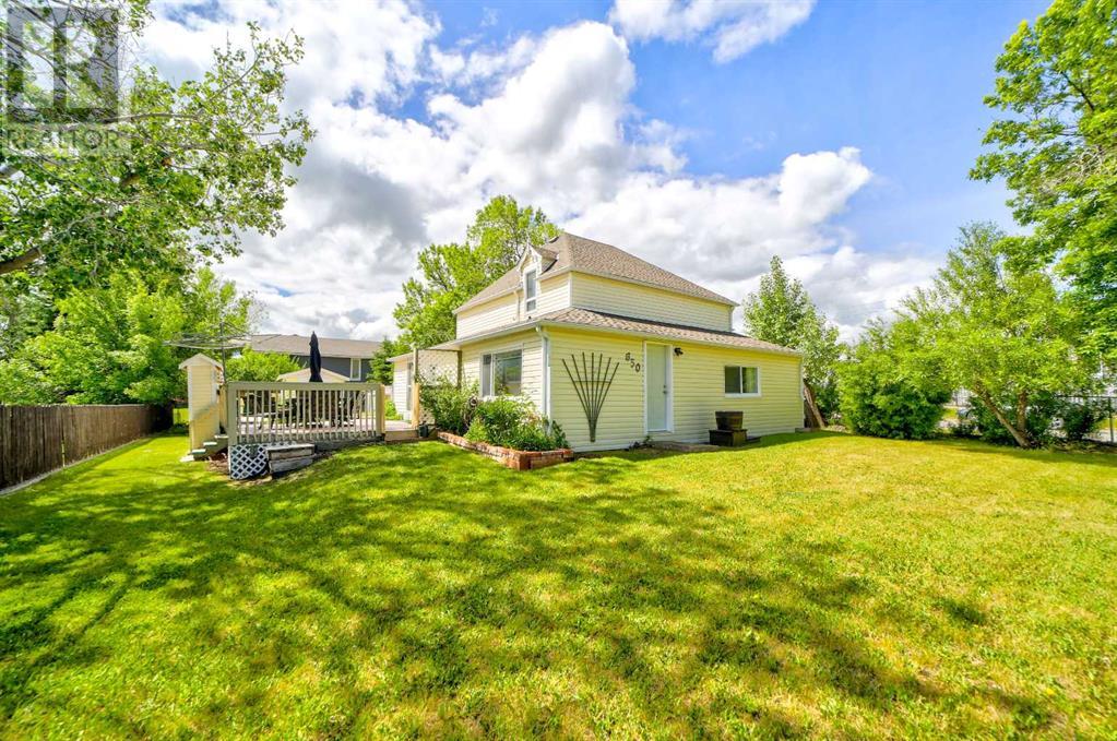 650 Schofield Street, pincher creek, Alberta