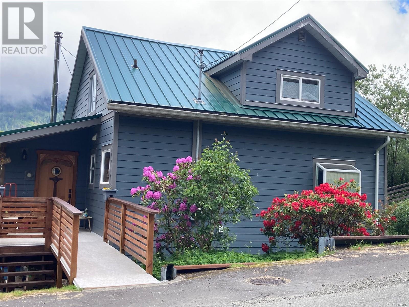 1131 Tipperary Pk, tahsis, British Columbia V0P1X0