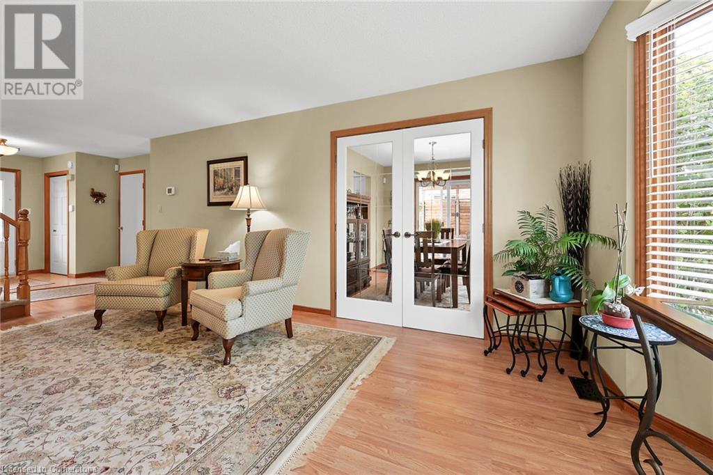 7 Gatestone Drive, Hamilton, Ontario L8J 2P1 - Photo 10 - 40648426