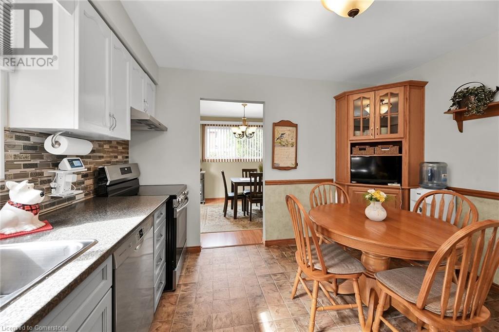 7 Gatestone Drive, Hamilton, Ontario L8J 2P1 - Photo 15 - 40648426