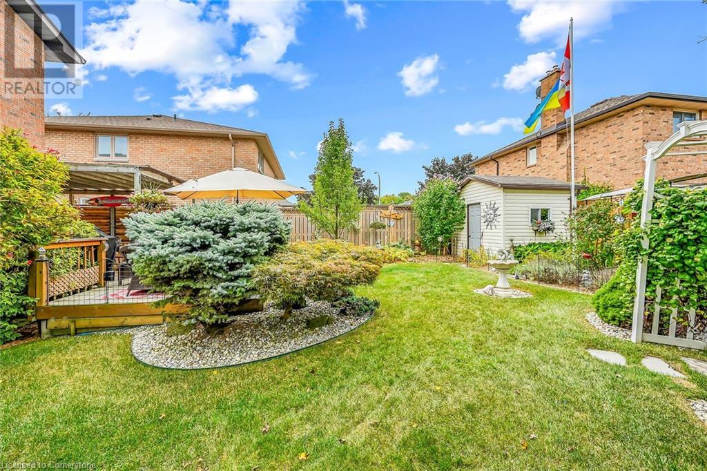 7 Gatestone Drive, Hamilton, Ontario L8J 2P1 - Photo 46 - 40648426