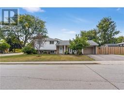 8 CAMELOT Drive, hamilton, Ontario