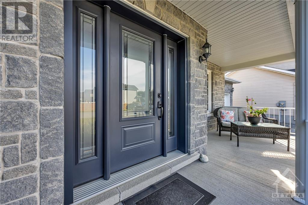 11 Desert Street, Limoges, Ontario  K0A 2M0 - Photo 3 - 1412808