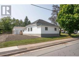 21 Lake Huron DR, desbarats, Ontario