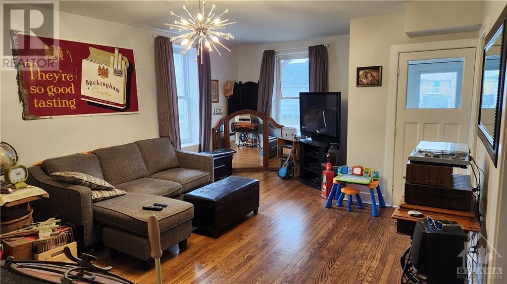204 Asa Street, North Grenville, Ontario  K0G 1J0 - Photo 3 - X9520433