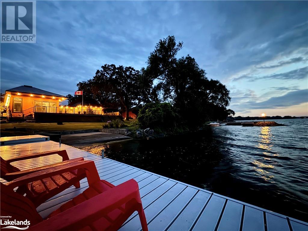 131 PEATS POINT Road, prince edward county, Ontario