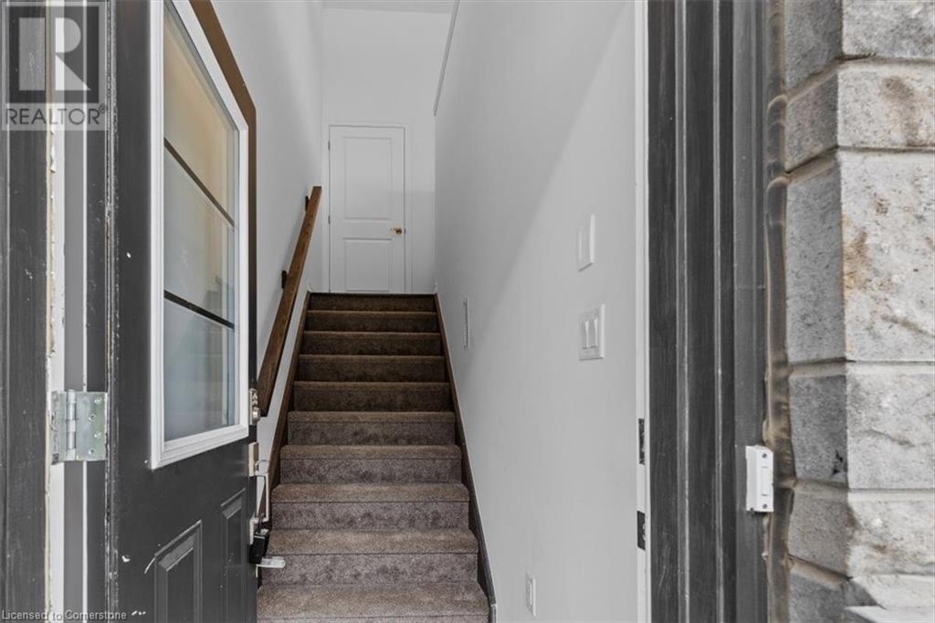 461 BLACKBURN Drive Unit# 46, brantford, Ontario