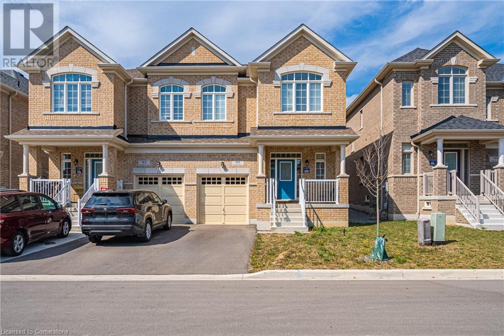 95 KENESKY Drive Hamilton