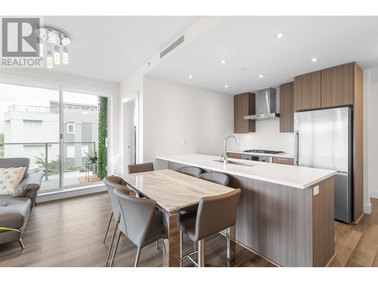Listing Picture 12 of 37 : 307 10788 NO. 5 ROAD, Richmond / 烈治文 - 魯藝地產 Yvonne Lu Group - MLS Medallion Club Member
