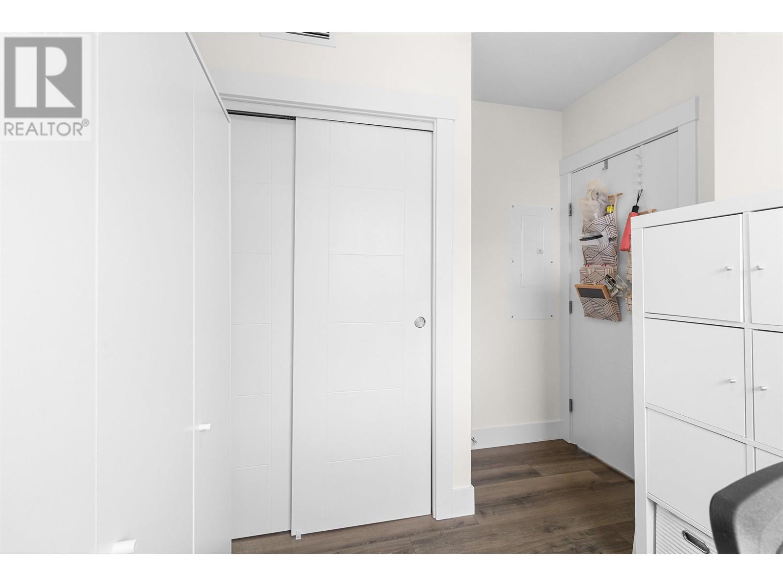 Listing Picture 25 of 37 : 307 10788 NO. 5 ROAD, Richmond / 烈治文 - 魯藝地產 Yvonne Lu Group - MLS Medallion Club Member