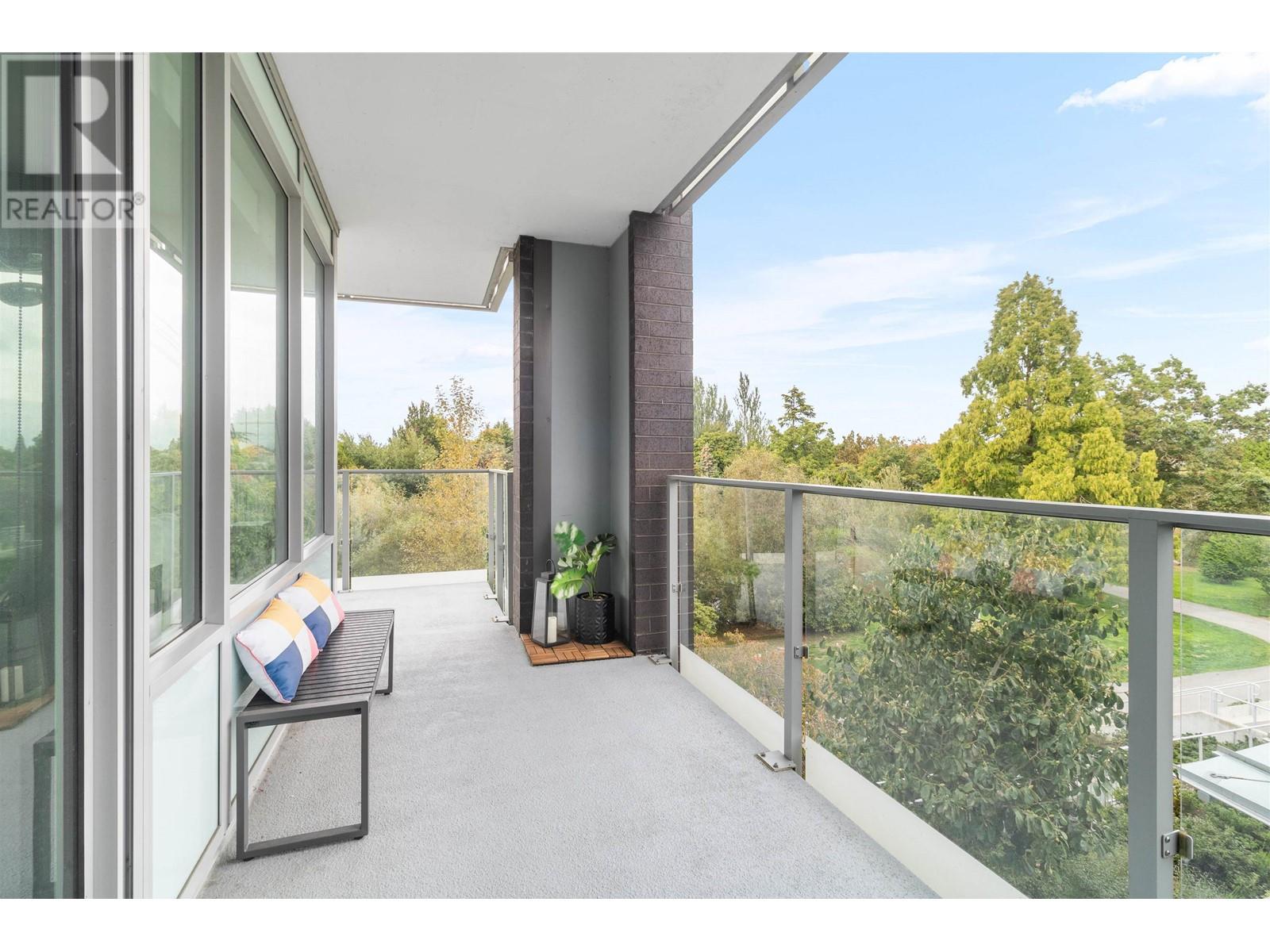 Listing Picture 31 of 37 : 307 10788 NO. 5 ROAD, Richmond / 烈治文 - 魯藝地產 Yvonne Lu Group - MLS Medallion Club Member