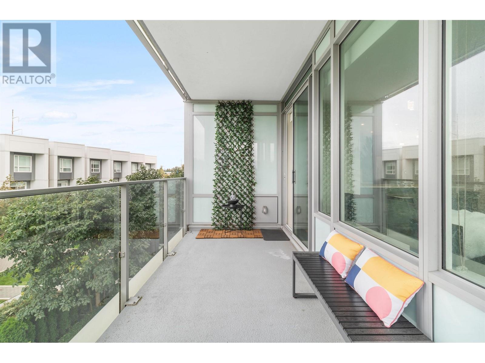 Listing Picture 32 of 37 : 307 10788 NO. 5 ROAD, Richmond / 烈治文 - 魯藝地產 Yvonne Lu Group - MLS Medallion Club Member