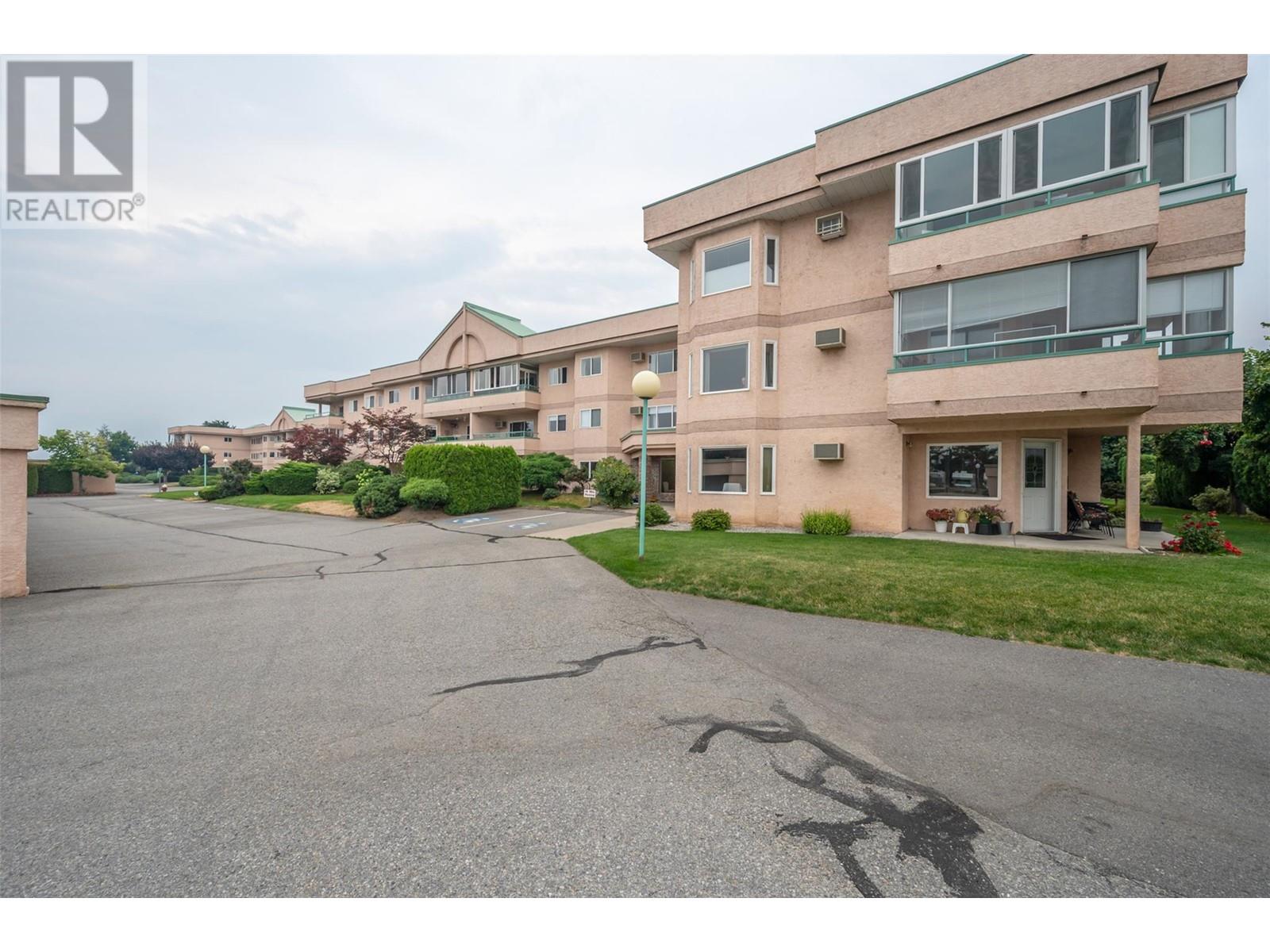 8907 Pineo Court Unit# 201 Summerland