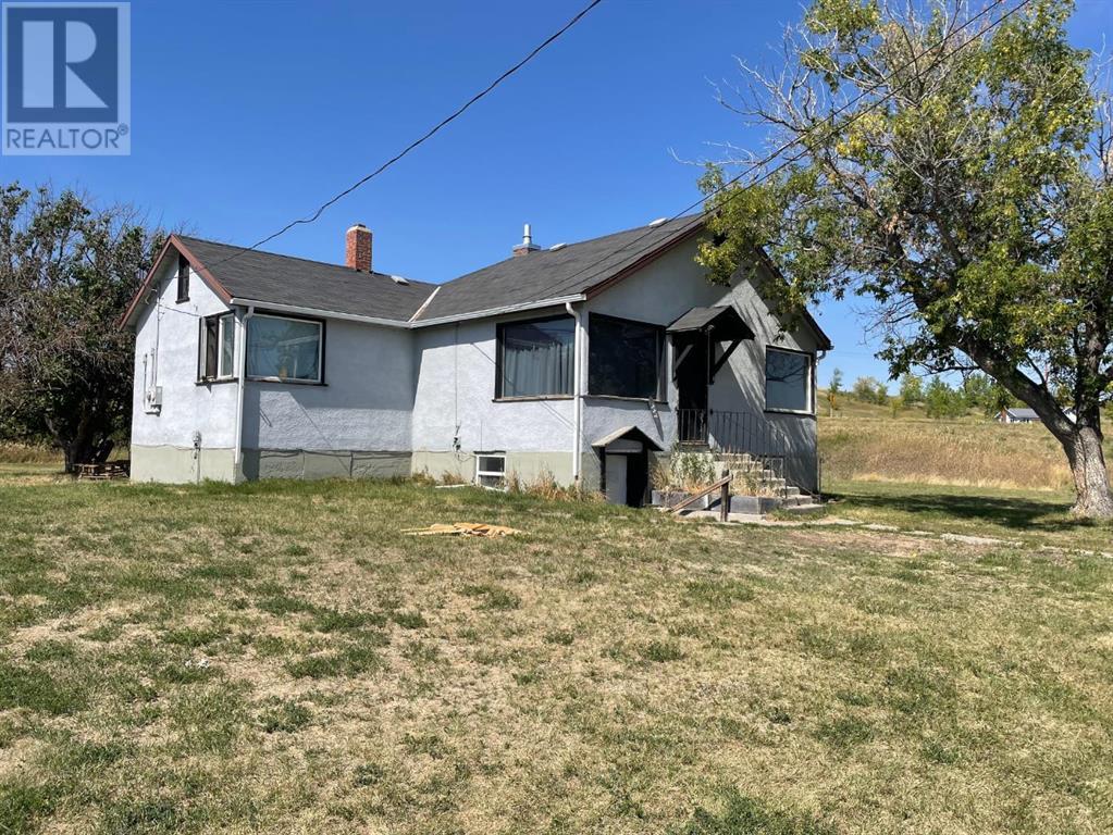 117 1 Street E, cardston, Alberta