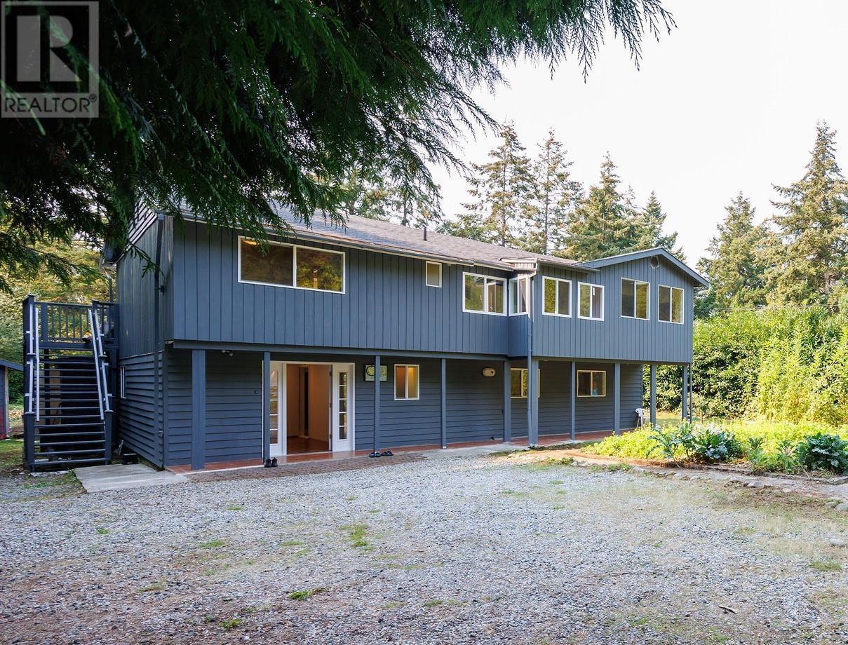 4621 SIMPKINS ROAD, sechelt, British Columbia