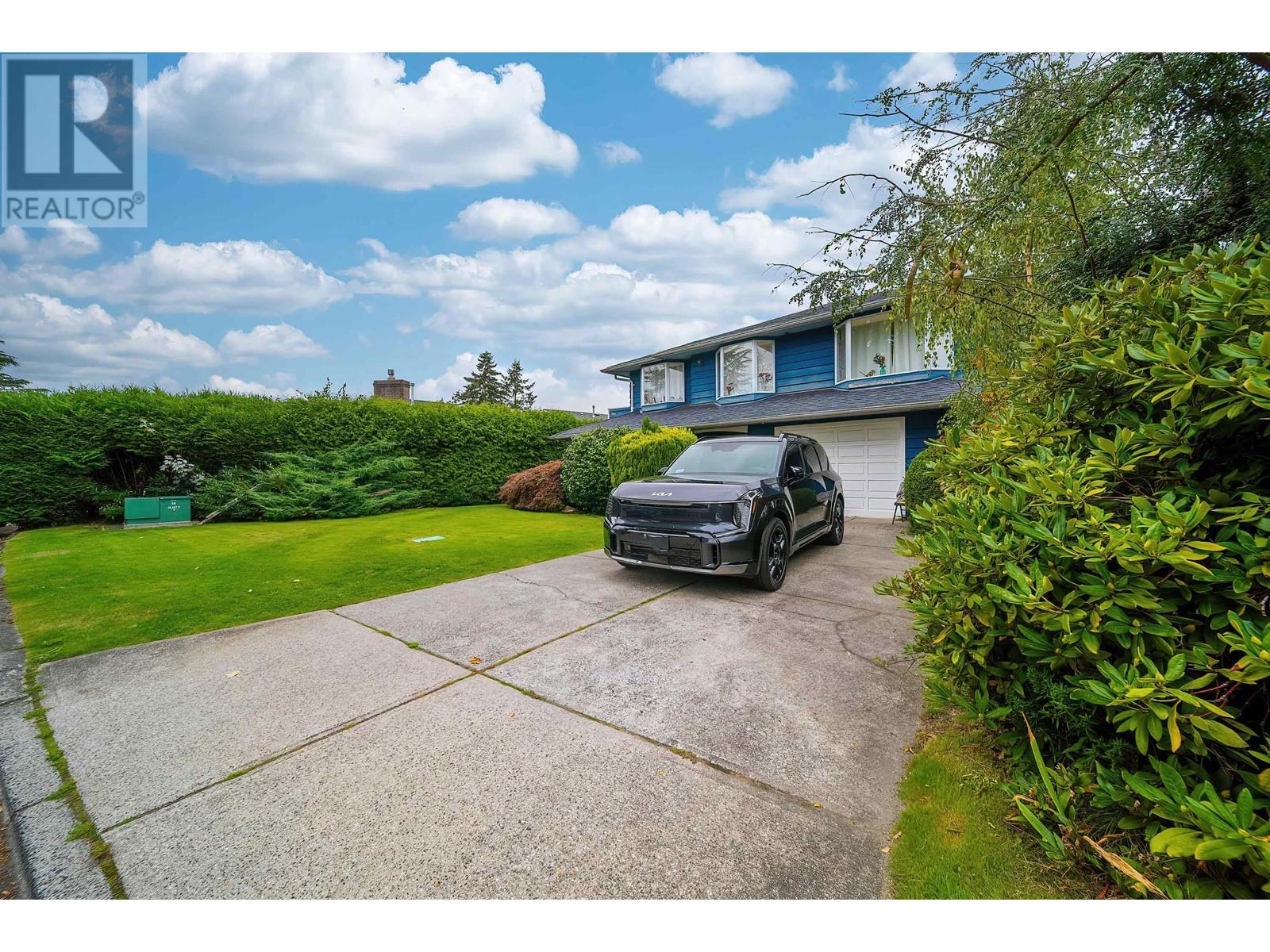Property at 11751 TRUMPETER DRIVE image 3