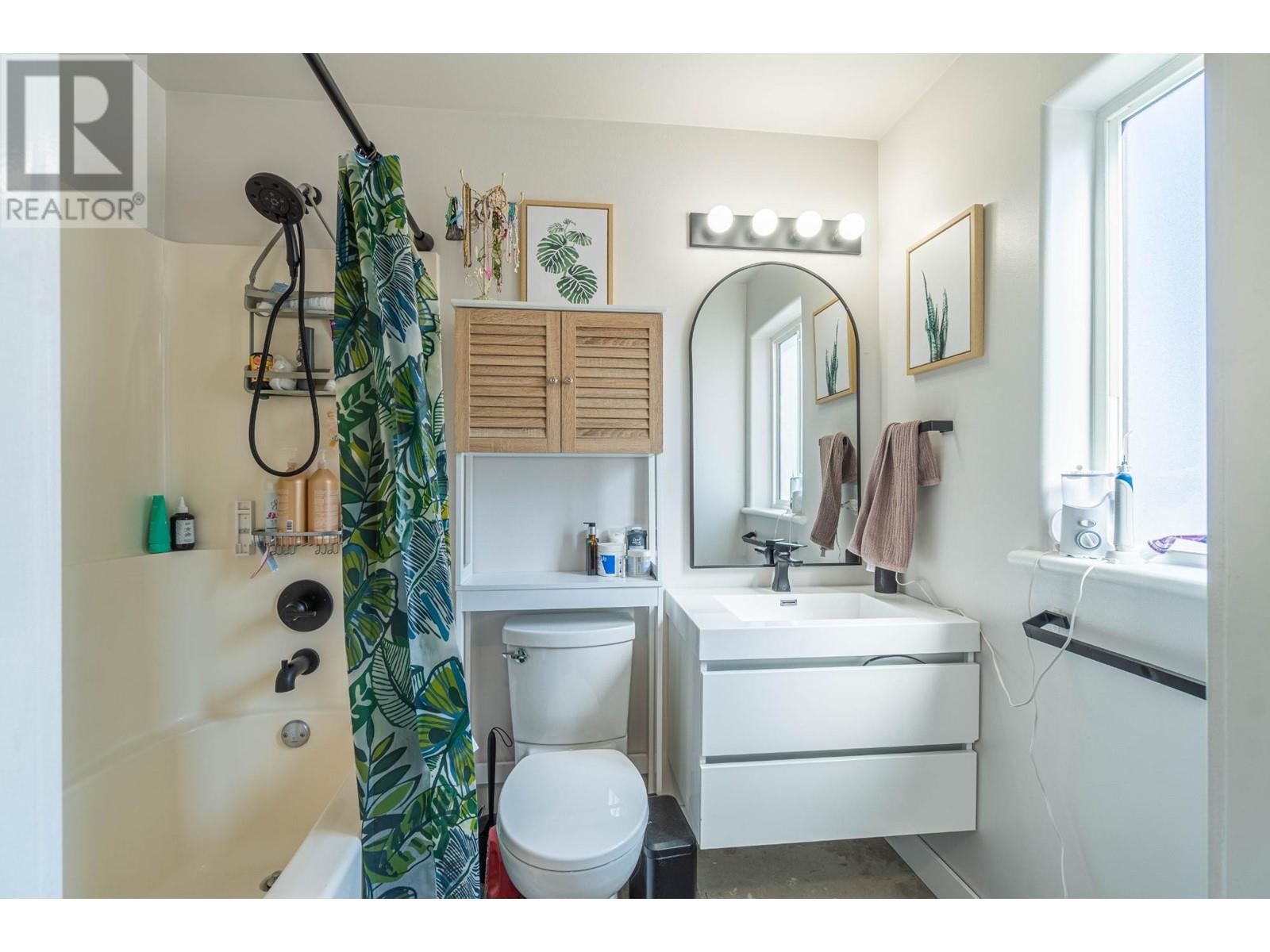 204-875 Sahali Terrace, Kamloops, British Columbia  V2C 6W8 - Photo 13 - 181012