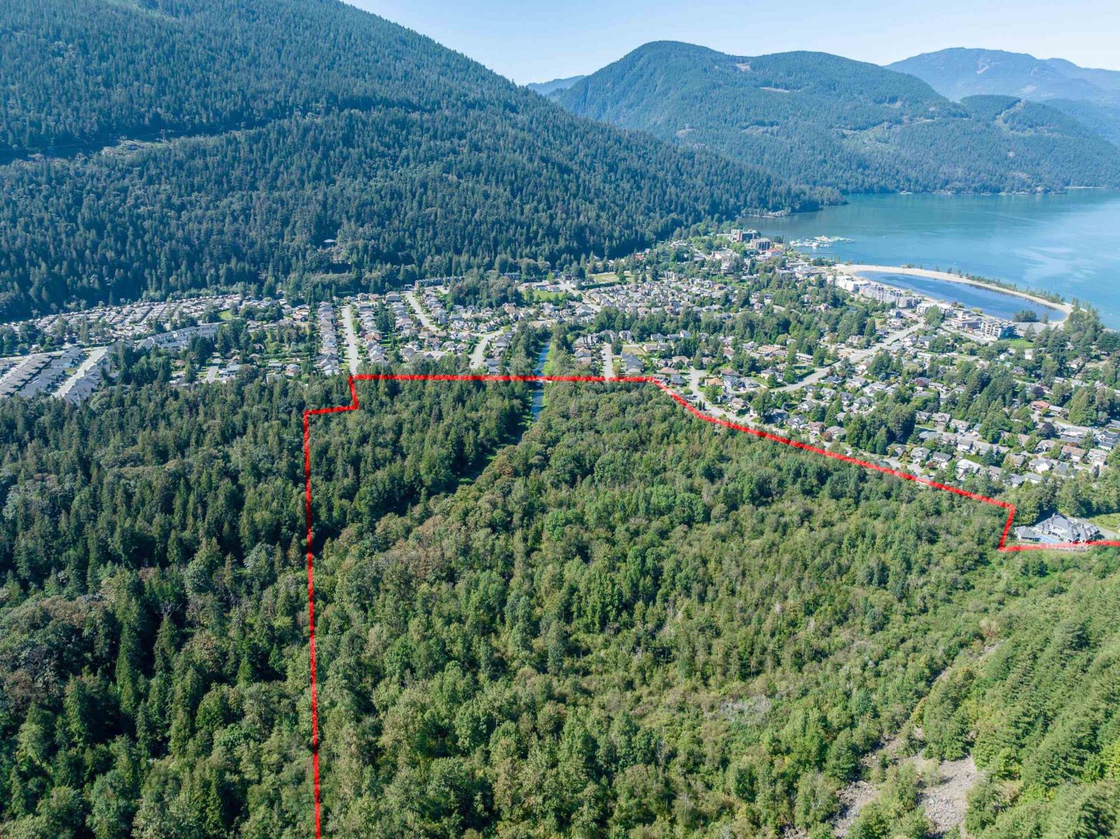 Mccombs Drive, Harrison Hot Springs, British Columbia  V0M 1K0 - Photo 8 - R2923894