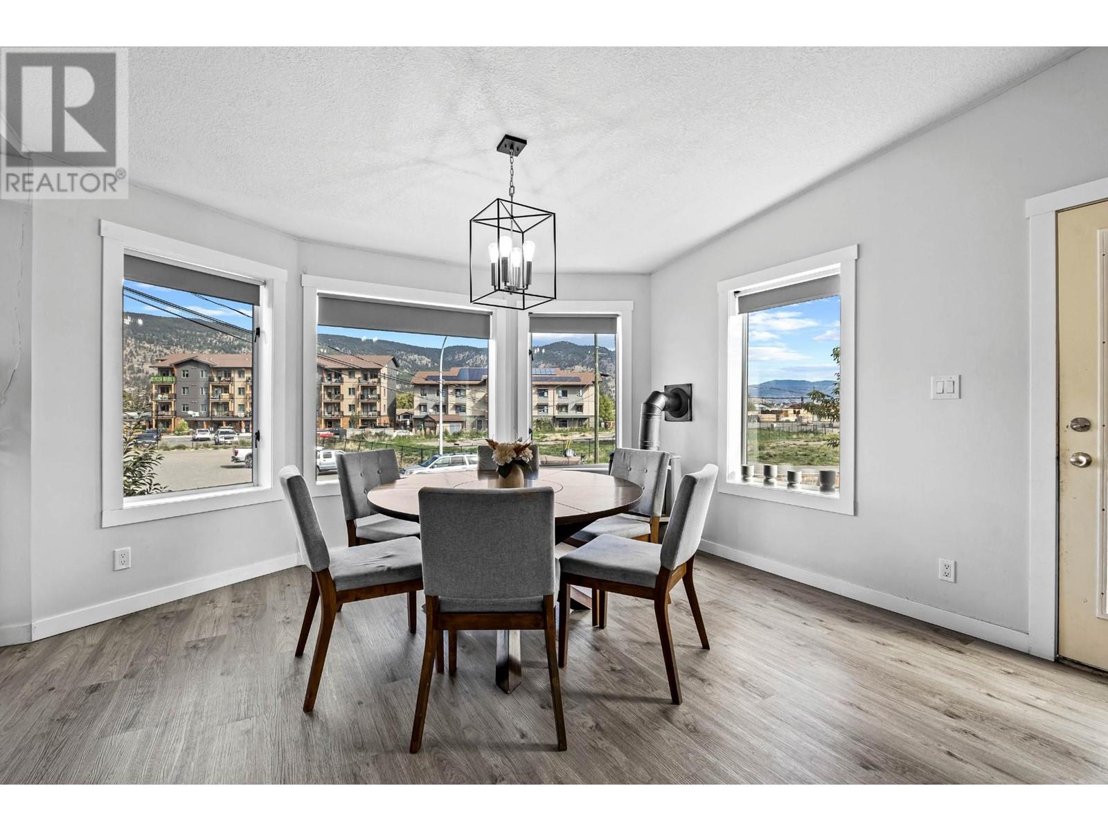 2264 Coutlee Ave, Merritt, British Columbia   - Photo 10 - 181015