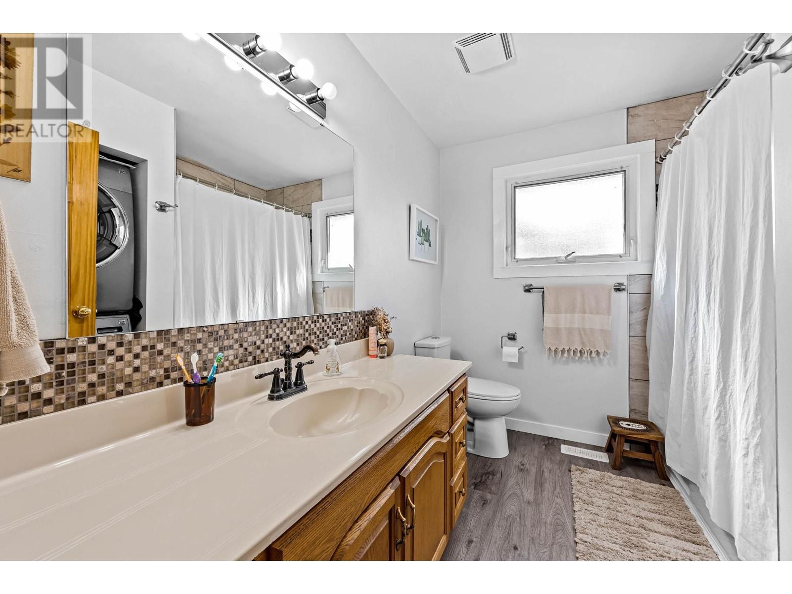 2264 Coutlee Ave, Merritt, British Columbia   - Photo 16 - 181015