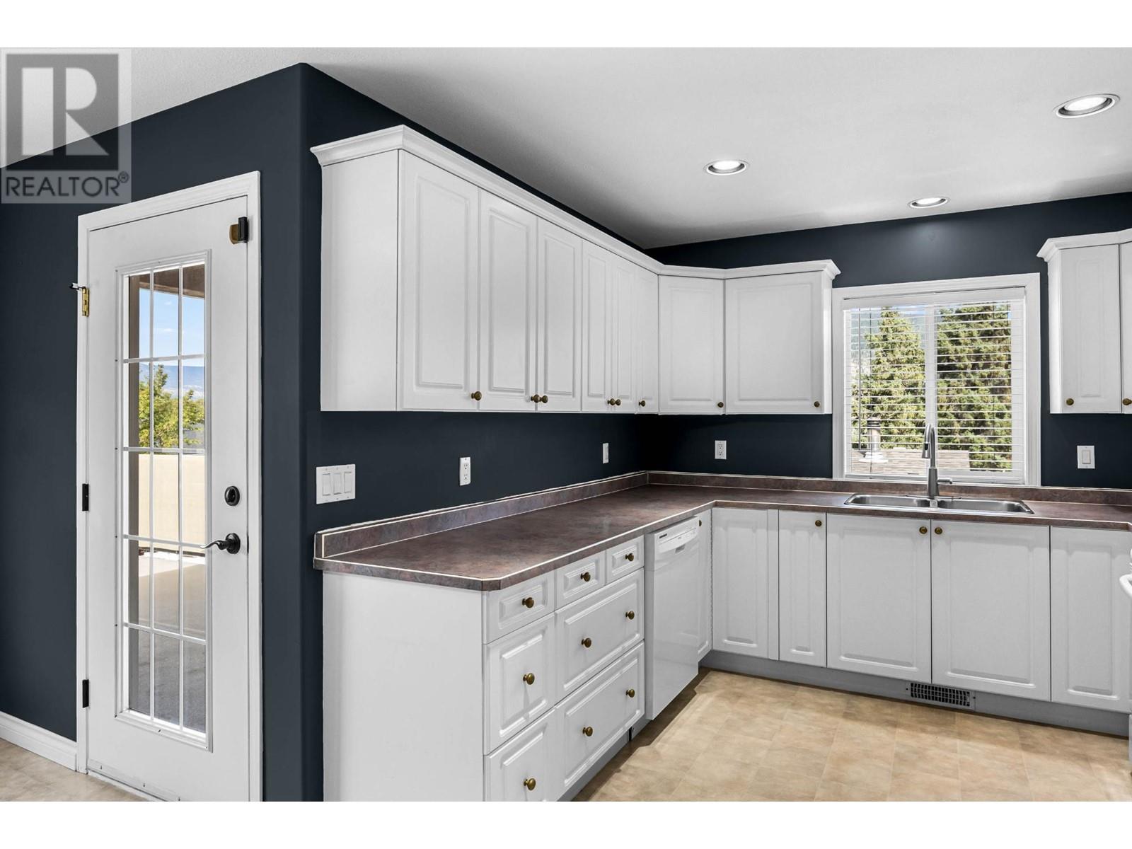 1961 Morrissey Street, Merritt, British Columbia  V1K 1L5 - Photo 9 - 181022