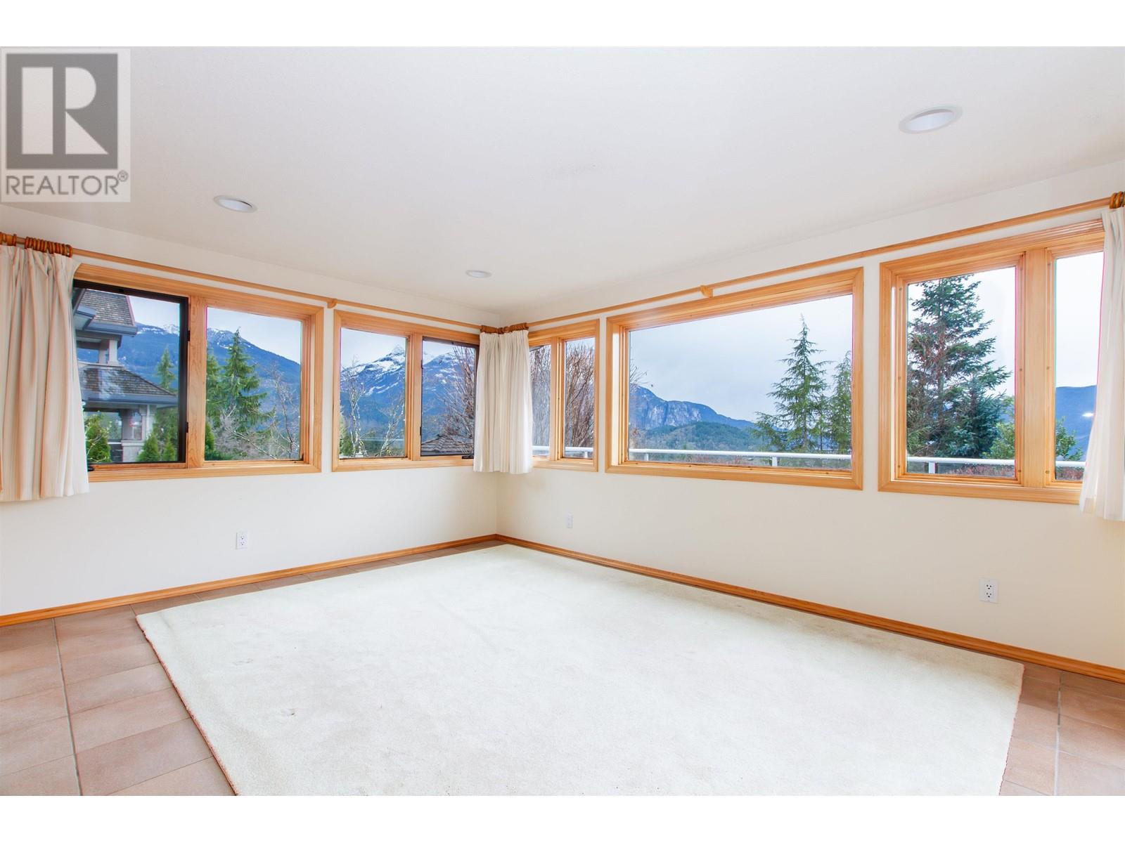 1021 Glacier View Drive, Squamish, British Columbia  V0N 1T0 - Photo 13 - R2927290