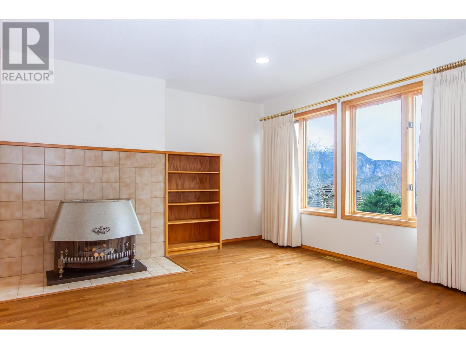 1021 Glacier View Drive, Squamish, British Columbia  V0N 1T0 - Photo 11 - R2927290