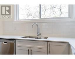 76 WOODMAN Drive N, hamilton, Ontario