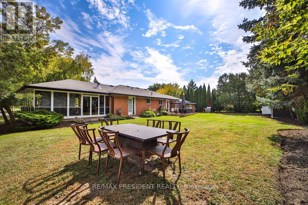 13175 15 Side Road, Halton Hills, Ontario  L7G 4B9 - Photo 32 - W9355775