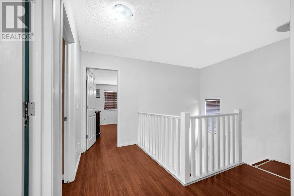 70 Saddlecrest Terrace Ne, Calgary, Alberta  T3J 5L7 - Photo 21 - A2165704