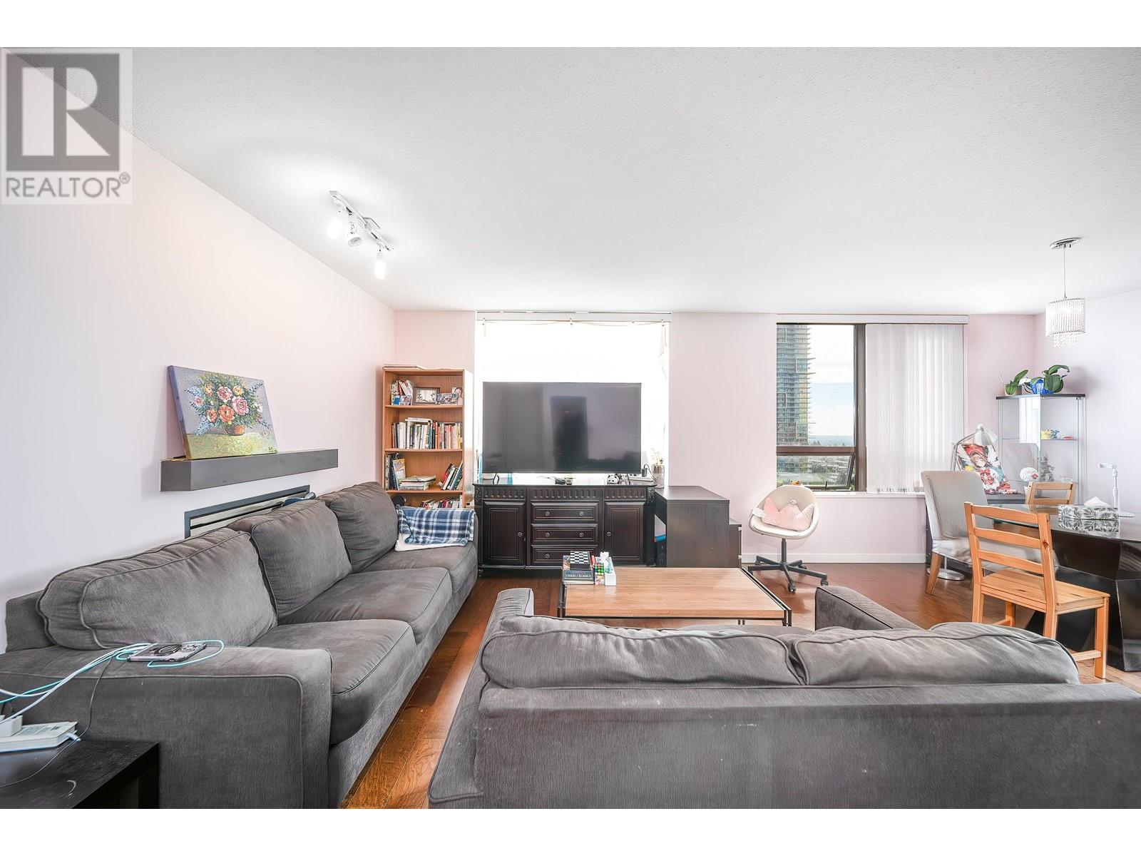 2002 4333 Central Boulevard, Burnaby, British Columbia  V5H 4W8 - Photo 6 - R2927326