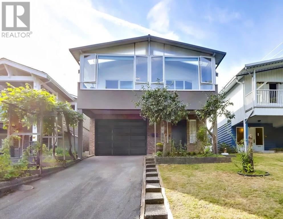 Burnaby House for sale:  5 bedroom 2,153 sq.ft. (Listed 2024-09-20)