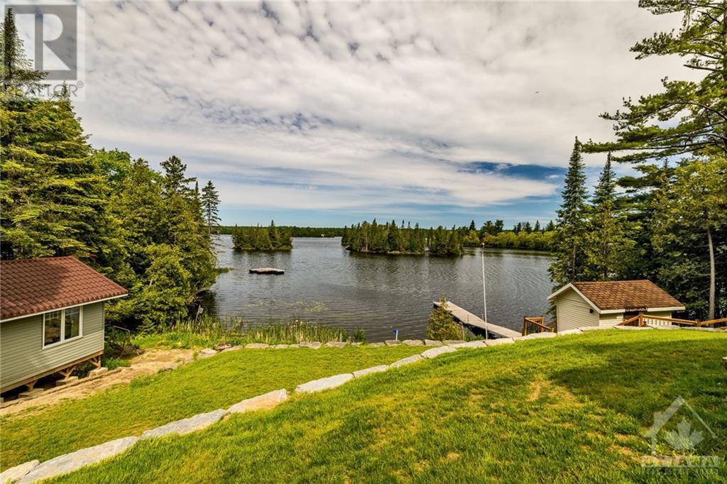 630 PETER'S POINT ROAD White Lake