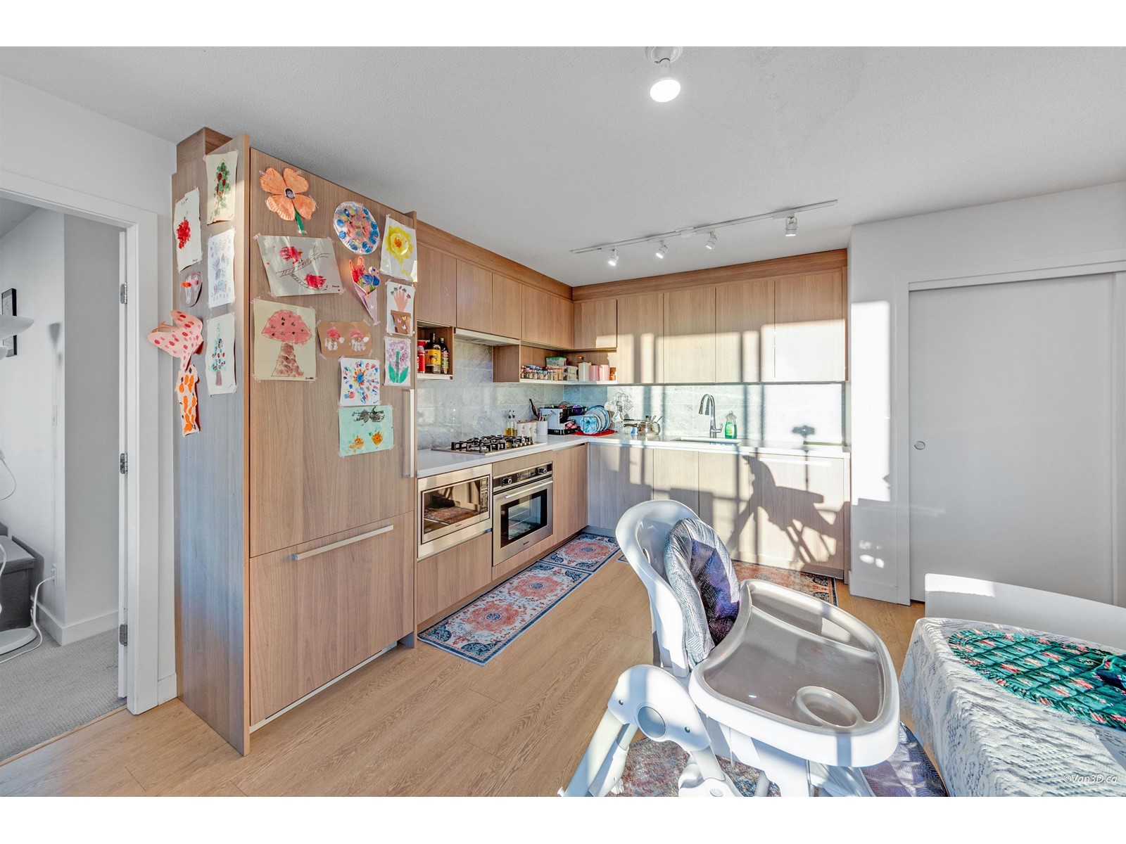 Property at 4505 13696 100 AVENUE image 3