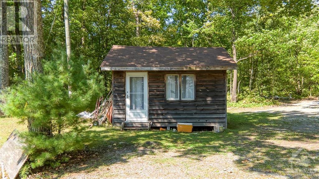 447 Hardwood Ridge Road, Lanark Highlands, Ontario  K0G 1K0 - Photo 18 - X9520287