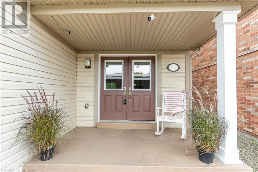 93 Bradley Avenue, Binbrook, Ontario  L0R 1C0 - Photo 3 - 40650078