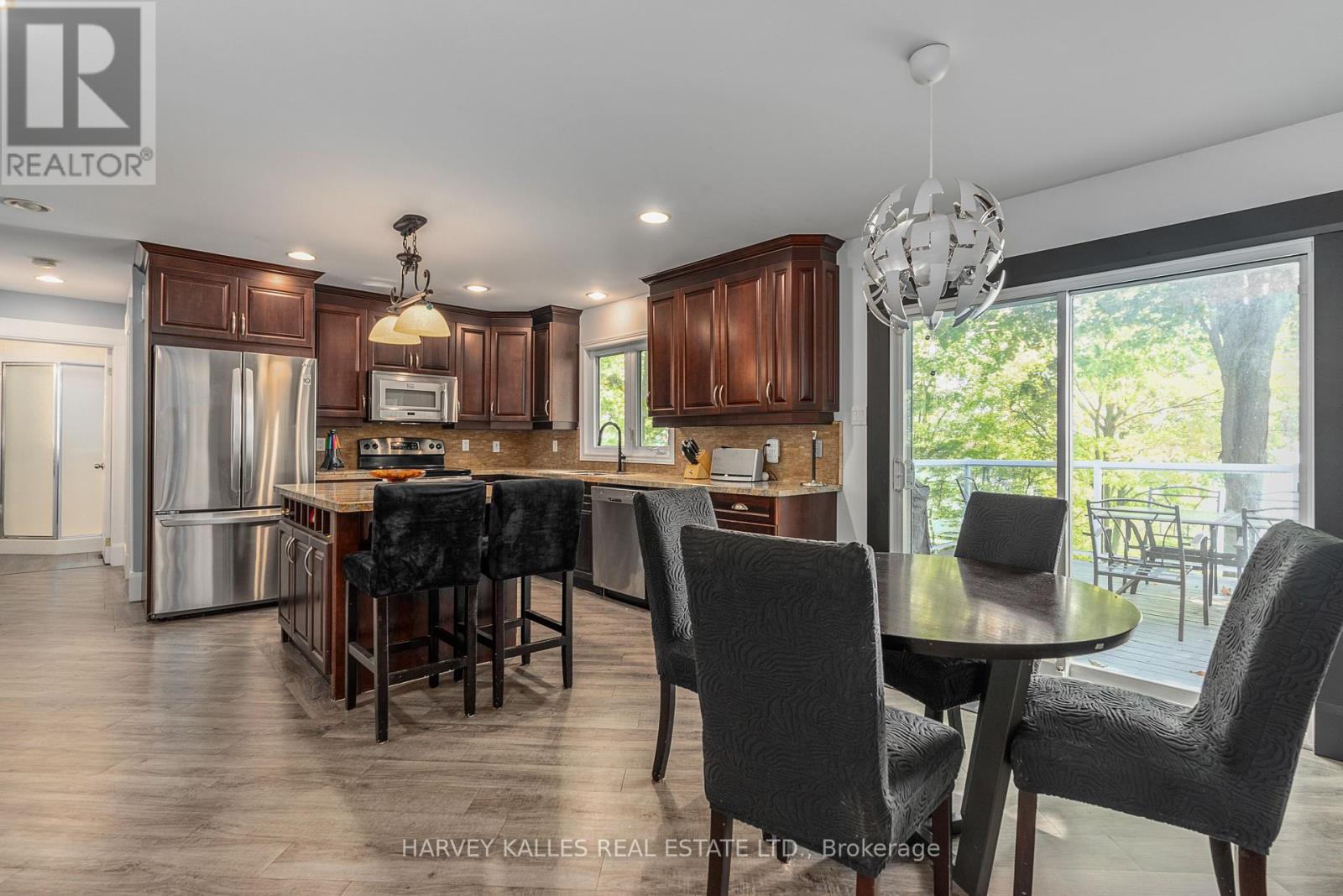 5 Trafalgar Drive, Oro-Medonte, Ontario  L0L 2L0 - Photo 19 - S9359922