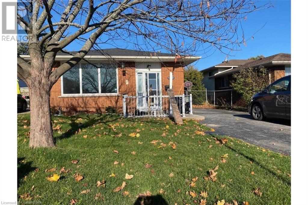 11 QUEENSBURY Drive, hamilton, Ontario