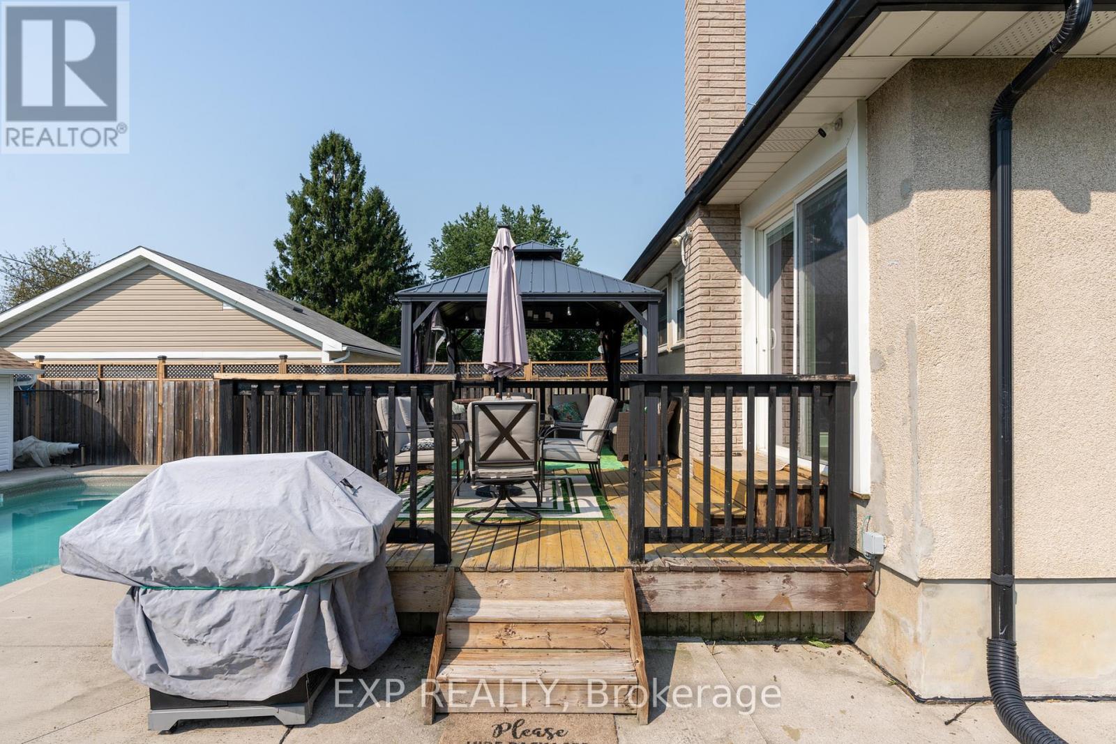 21 Logan Street, St. Catharines, Ontario  L2N 2B6 - Photo 37 - X9360043