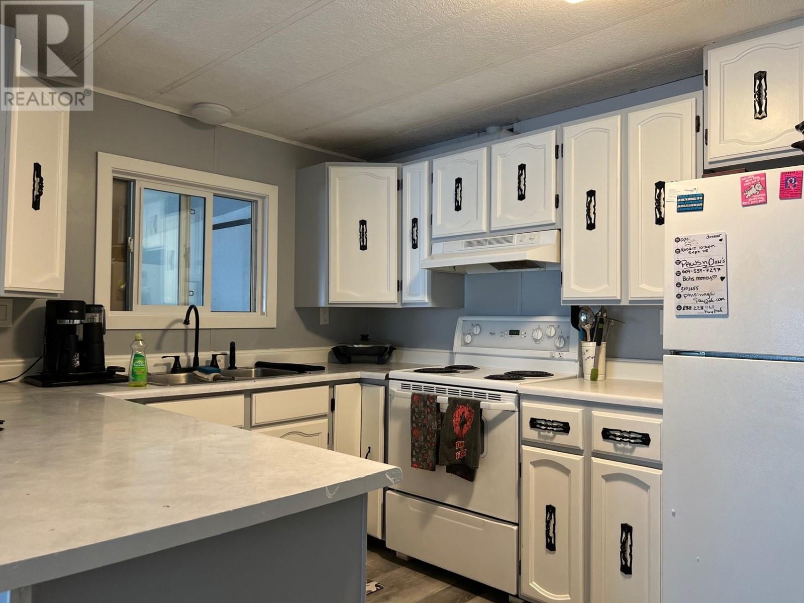 84-701 Trans Canada Hwy, Cache Creek, British Columbia  V0K 1H0 - Photo 5 - 181032