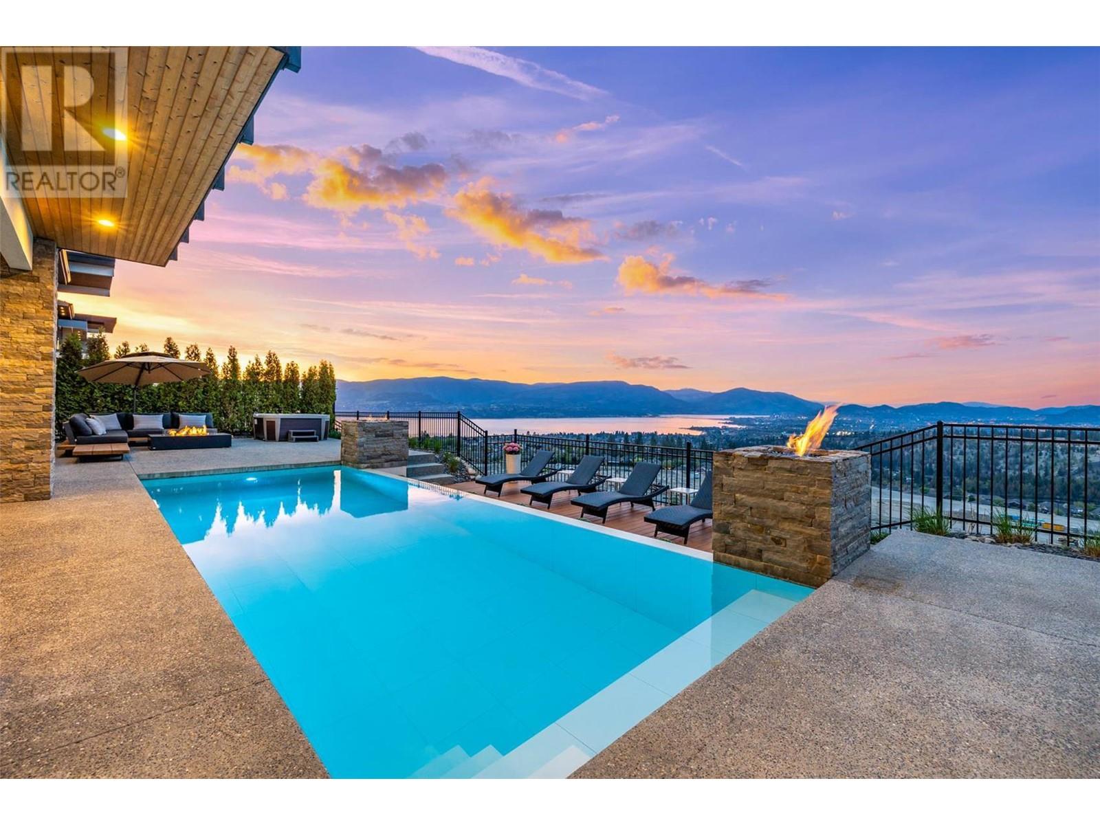 1030 Ledgeview Court Kelowna