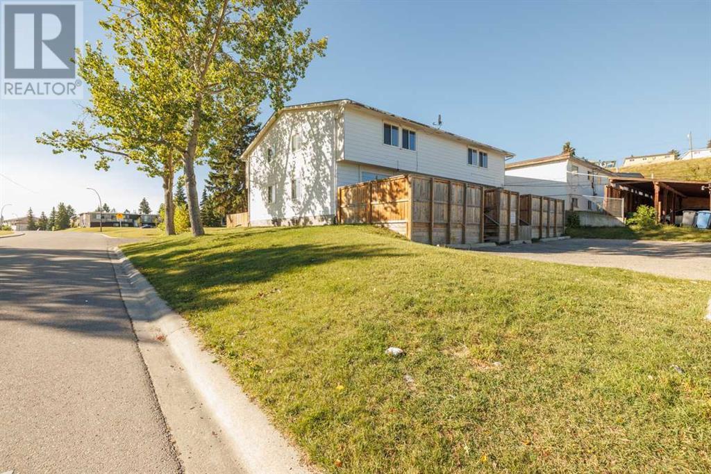 4, 139 Huntington Park Green Nw, Calgary, Alberta  T2K 5H4 - Photo 2 - A2164832